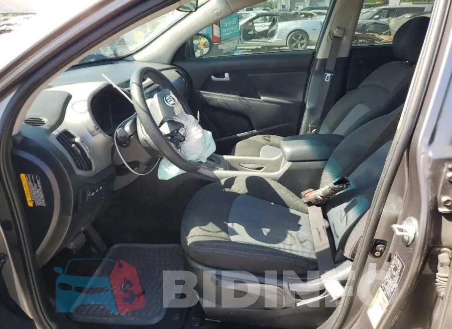 KNDPB3AC3G7837846 Photo# 7