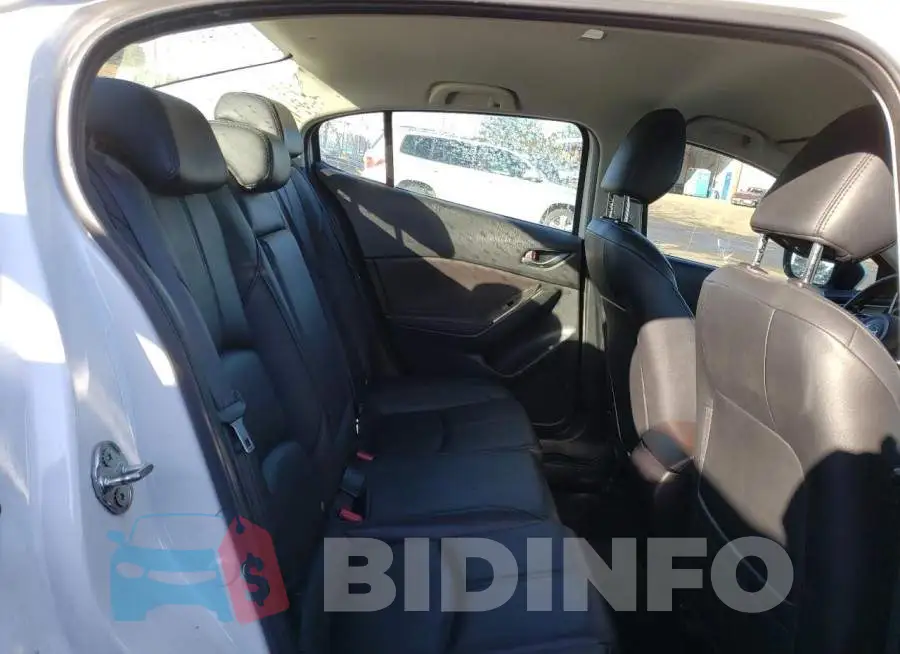 3MZBN1V36JM184116 Photo# 10