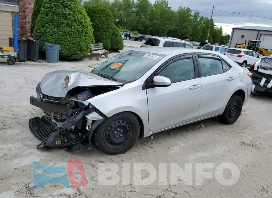 2T1BURHE1FC435626 Photo# 1