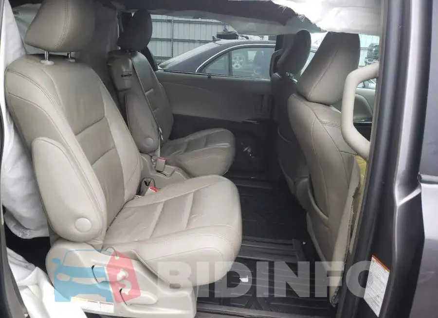 5TDYK3DC4GS700288 Photo# 11