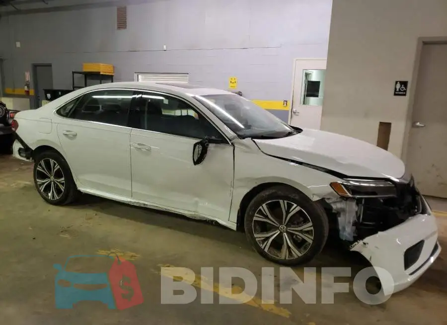 1VWSA7A35MC017241 Photo# 4