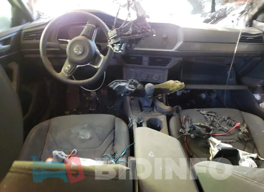 3VW5T7BU6MM093001 Photo# 8
