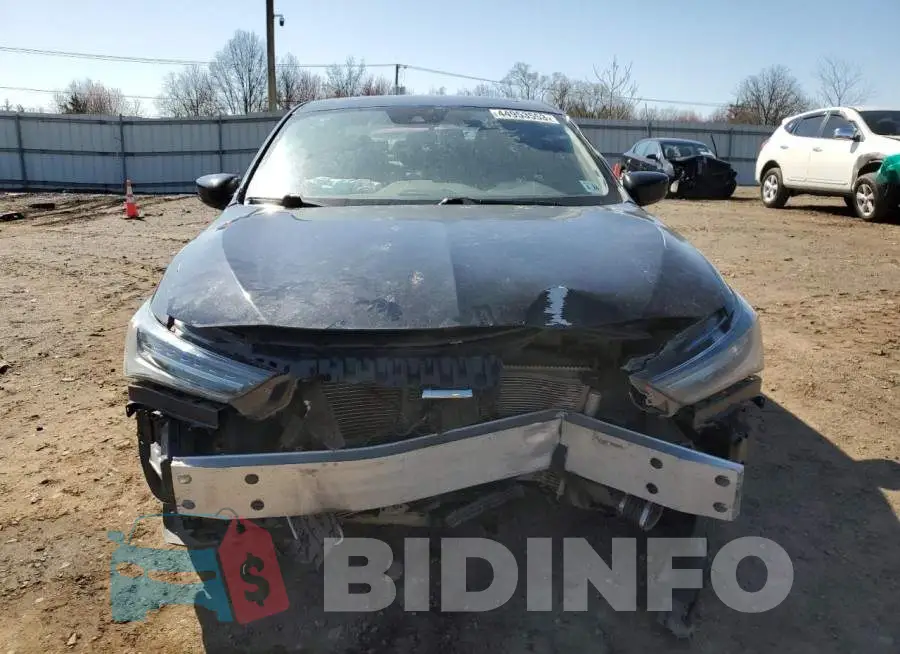 19UDE2F73KA011074 Photo# 5