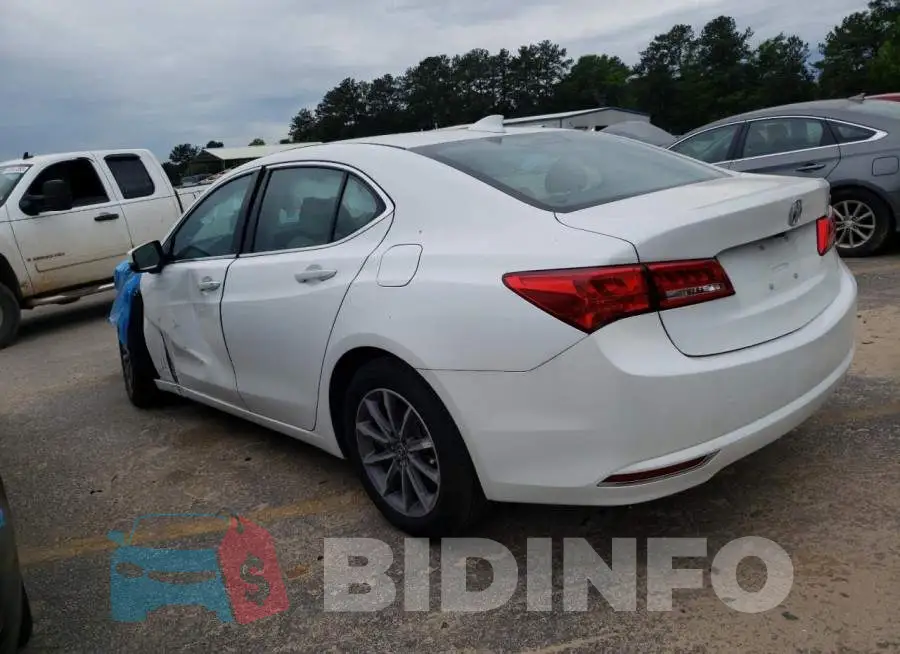 19UUB1F57KA000855 Photo# 2