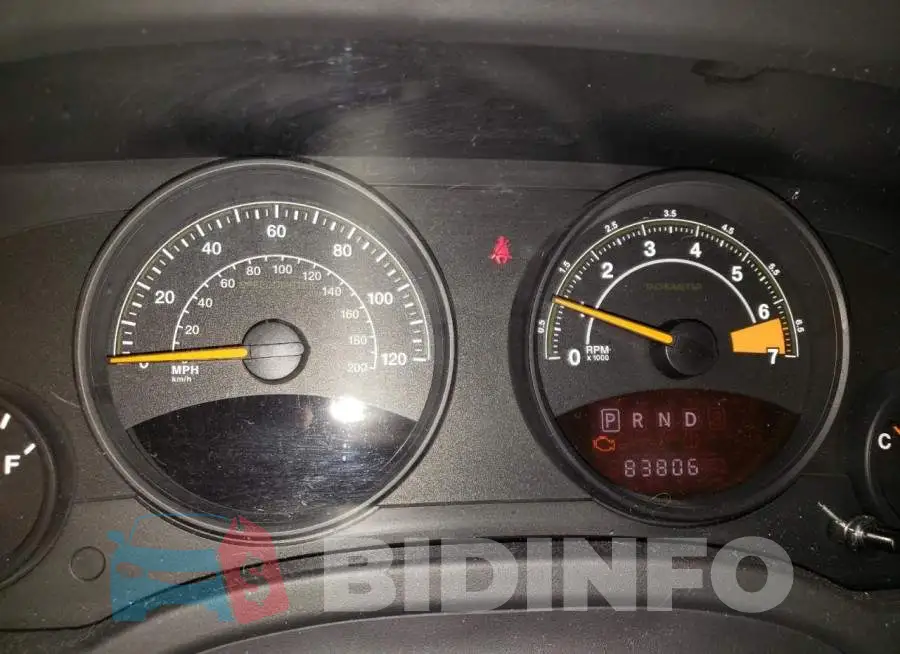 1C4NJCBA5ED692136 Photo# 9