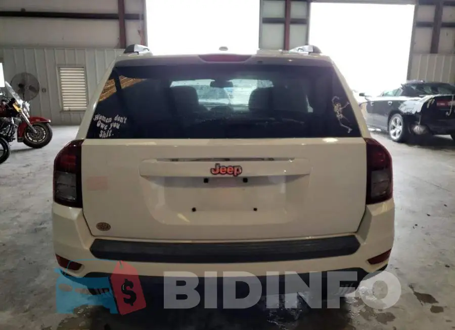 1C4NJCBA5ED692136 Photo# 6
