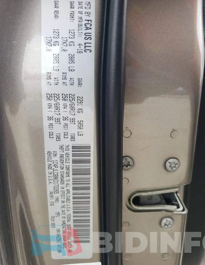 1C4PJLCB8KD172265 Photo# 13