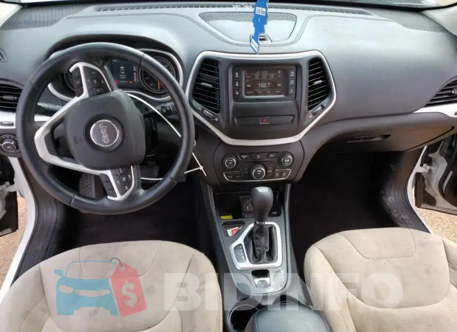 1C4PJLCBXGW374004 Photo# 8