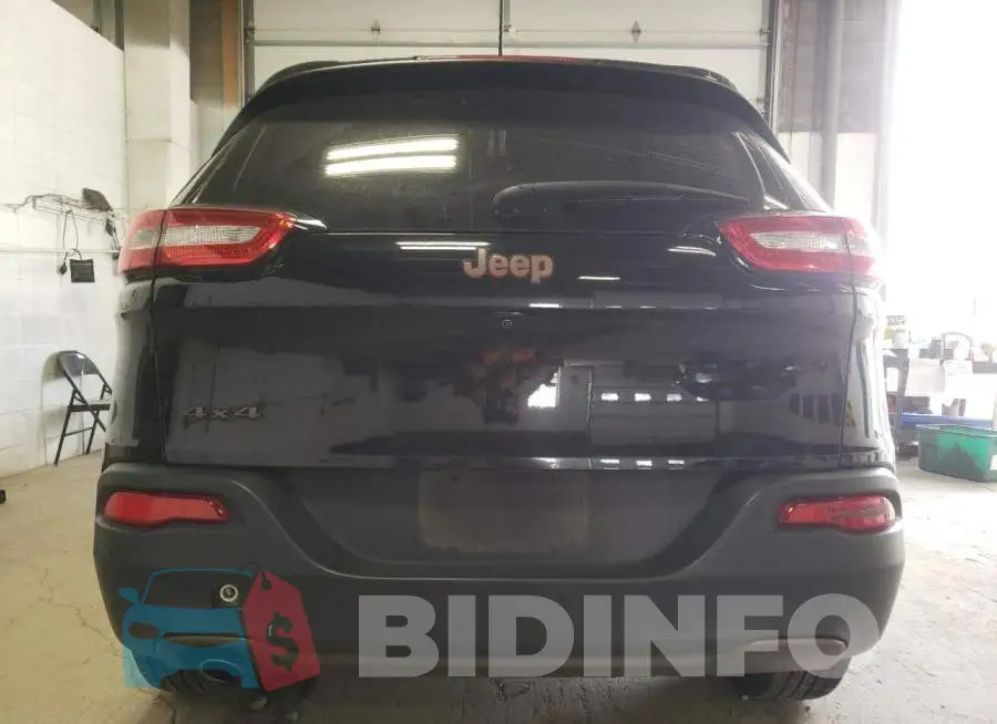 1C4PJMCB8HW565816 Photo# 6