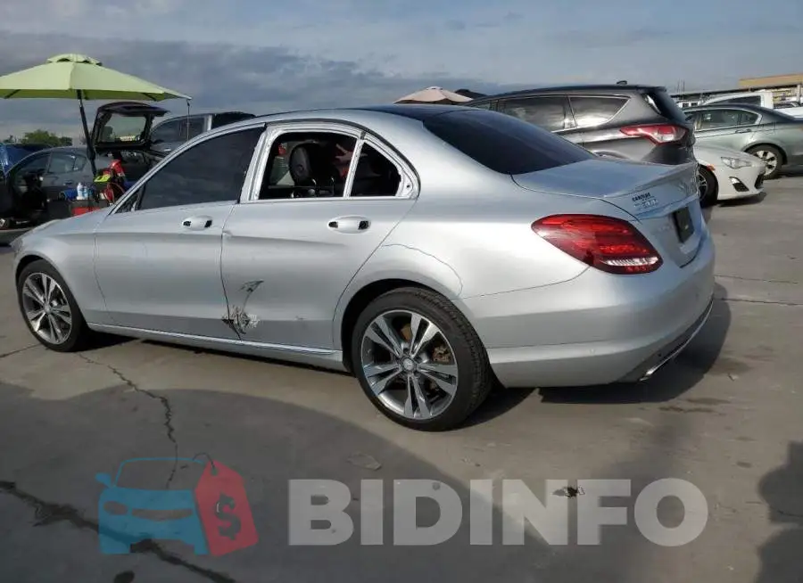 WDDWF4JB4GR178389 Photo# 2