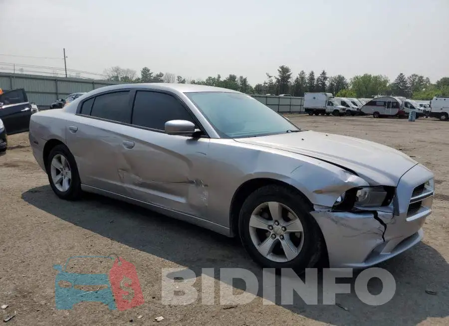2C3CDXBG4EH285023 Photo# 4