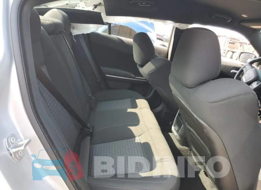 2C3CDXCT7NH235826 Photo# 10
