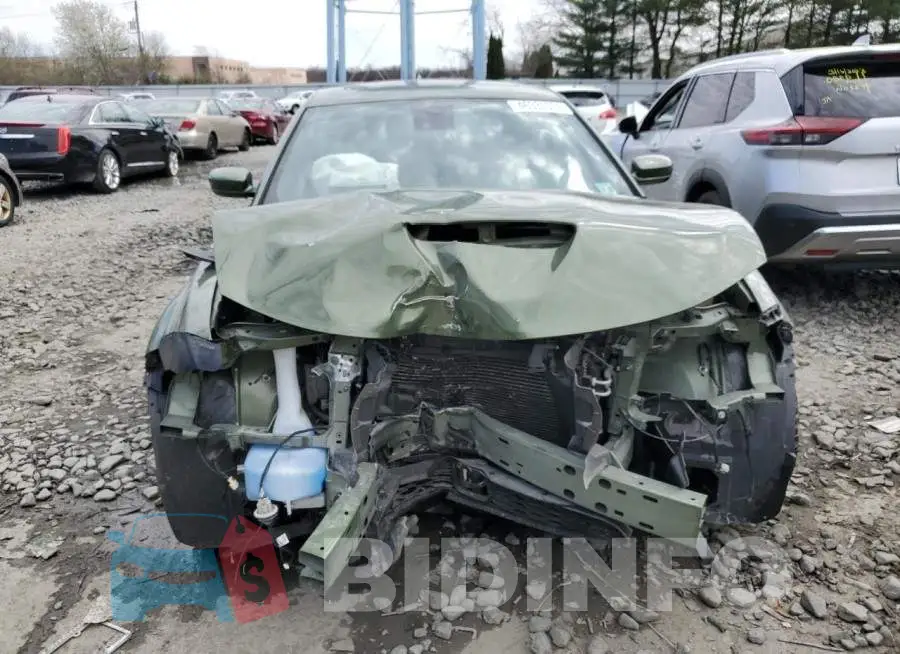2C3CDXGJ6NH181301 Photo# 5