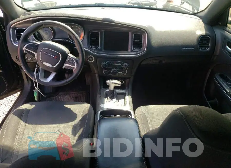 2C3CDXJG4GH188960 Photo# 8