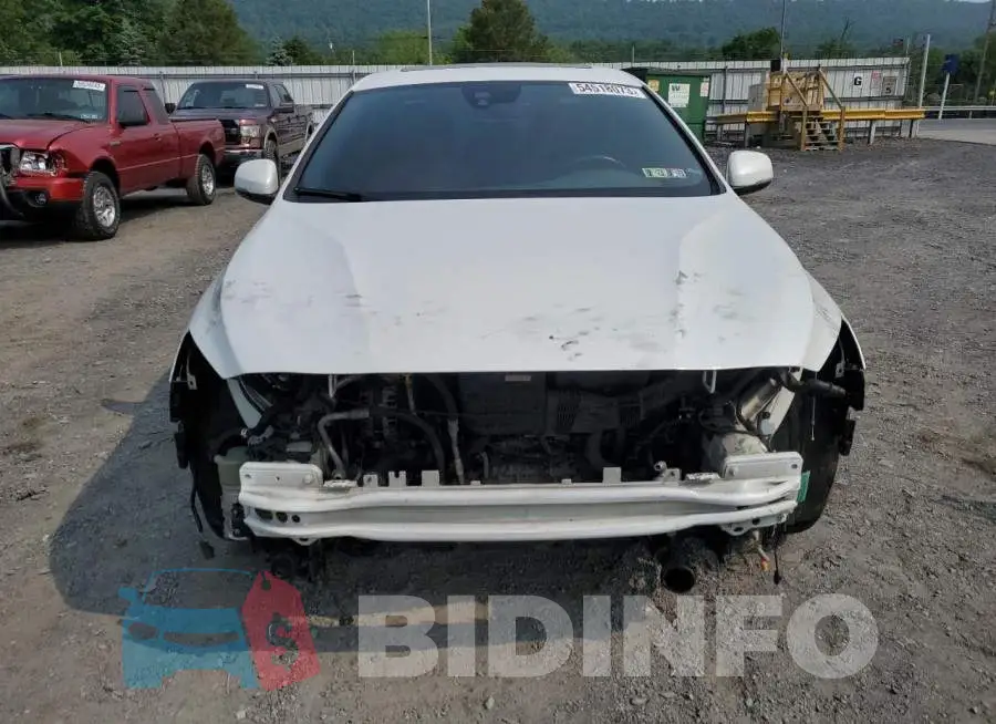 YV1612TK8F1359383 Photo# 5