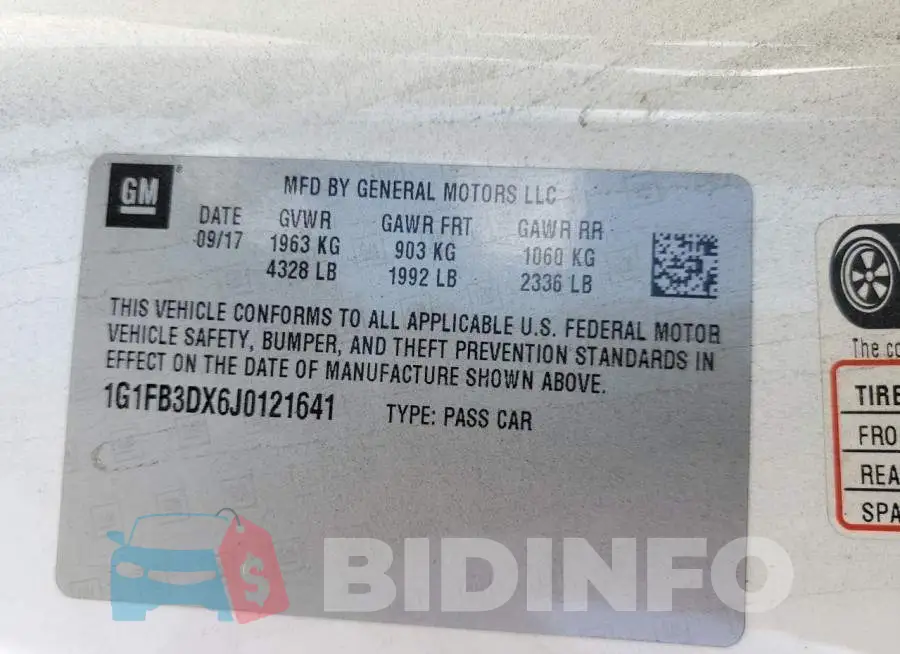 1G1FB3DX6J0121641 Photo# 13