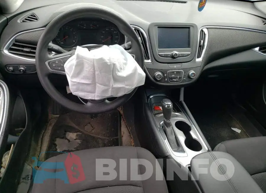 1G1ZD5ST8JF112083 Photo# 8