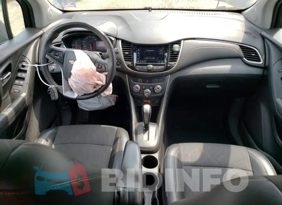 3GNCJPSB0JL150722 Photo# 8