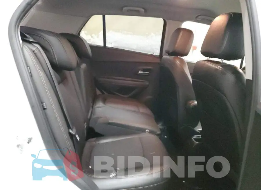 KL7CJLSB1JB638982 Photo# 11