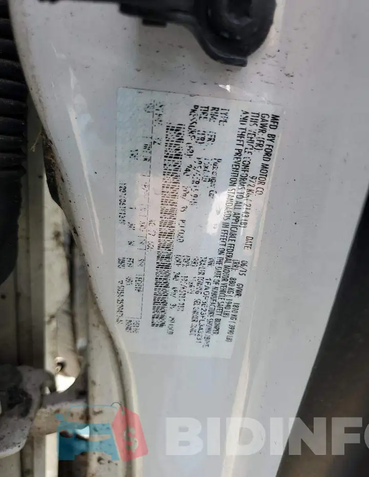 1FADP3E23FL343231 Photo# 12