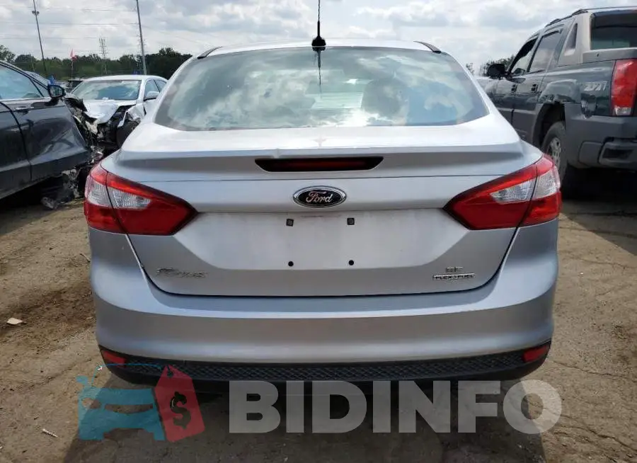 1FADP3F22EL265988 Photo# 6