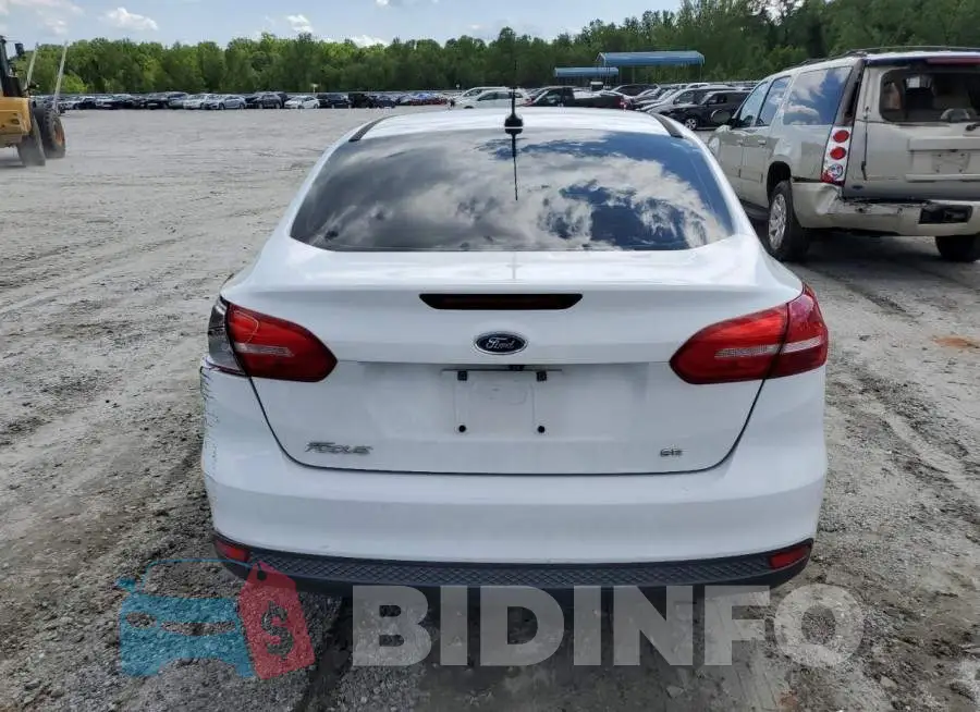 1FADP3F23FL203825 Photo# 6