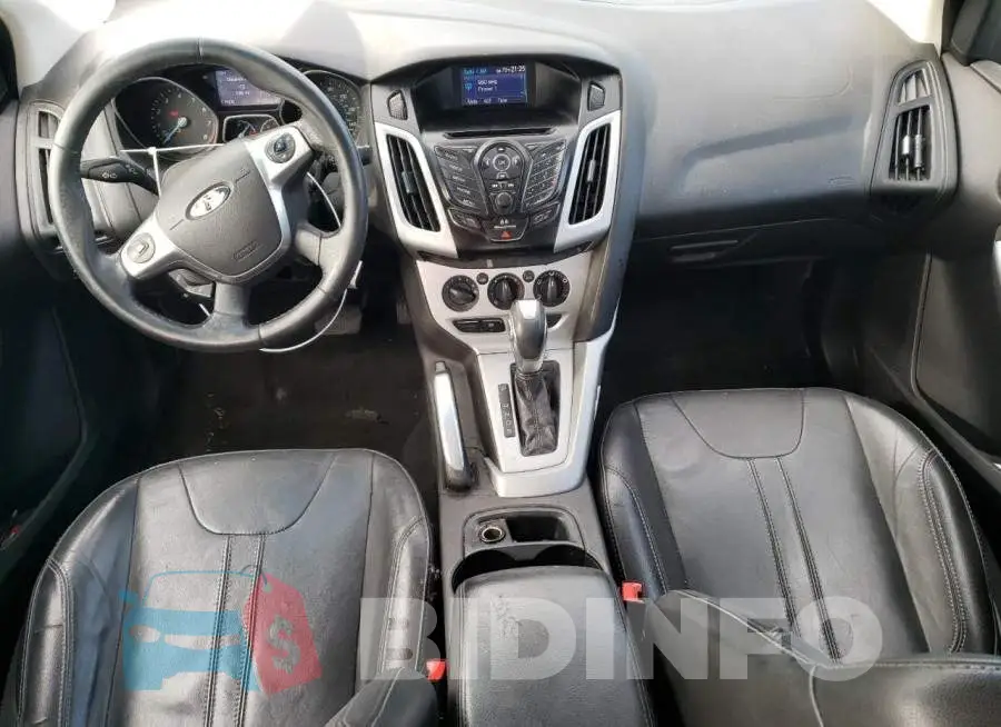 1FADP3F27EL155146 Photo# 8