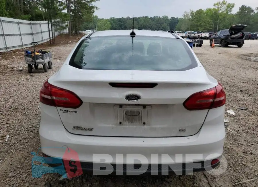 1FADP3F28HL322411 Photo# 6