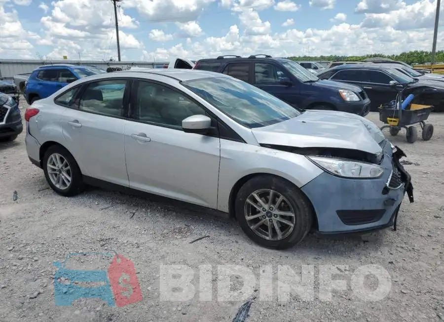 1FADP3F28JL228521 Photo# 4