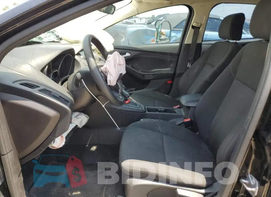 1FADP3M22HL338025 Photo# 7