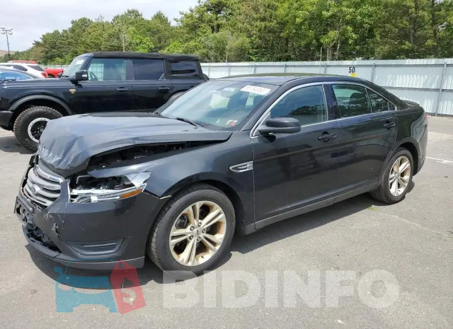 1FAHP2E89FG100077 Photo# 1
