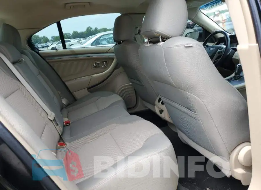 1FAHP2E8XEG130865 Photo# 10