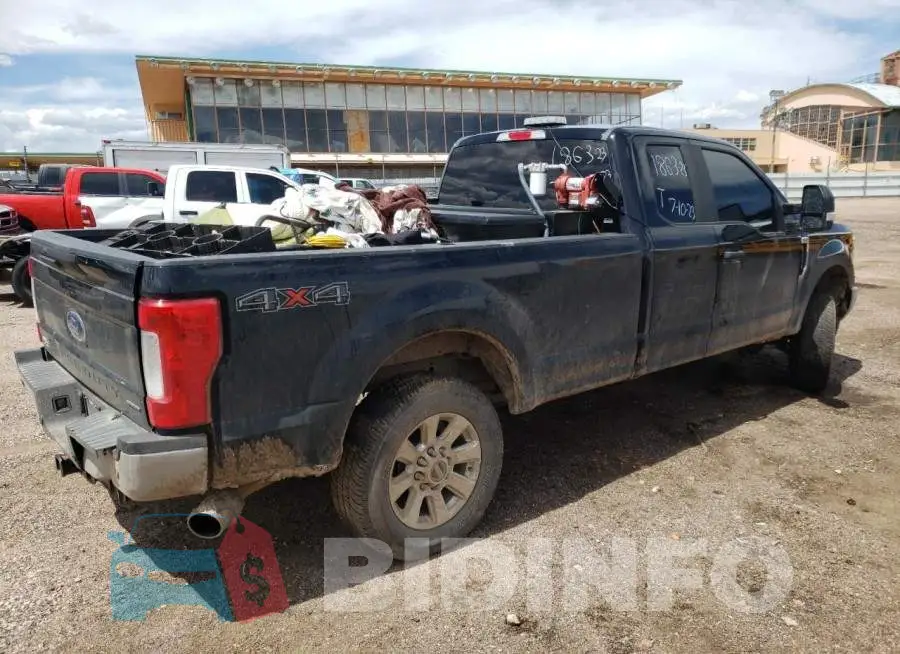 1FT7X2B66HEB86407 Photo# 3