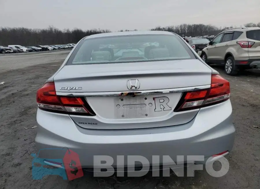 19XFB2F86FE260593 Photo# 6