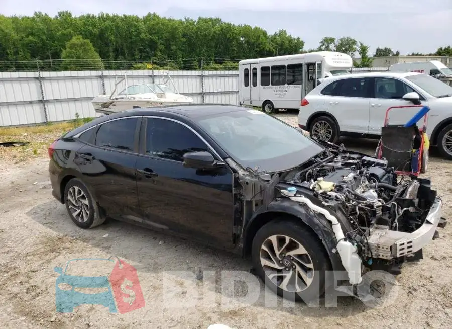19XFC2F73HE046247 Photo# 4