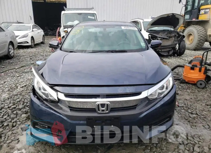 19XFC2F75HE213899 Photo# 5