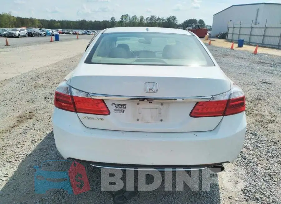 1HGCR2F85EA140852 Photo# 6