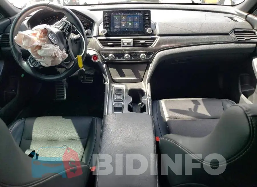 1HGCV2F35JA049977 Photo# 8