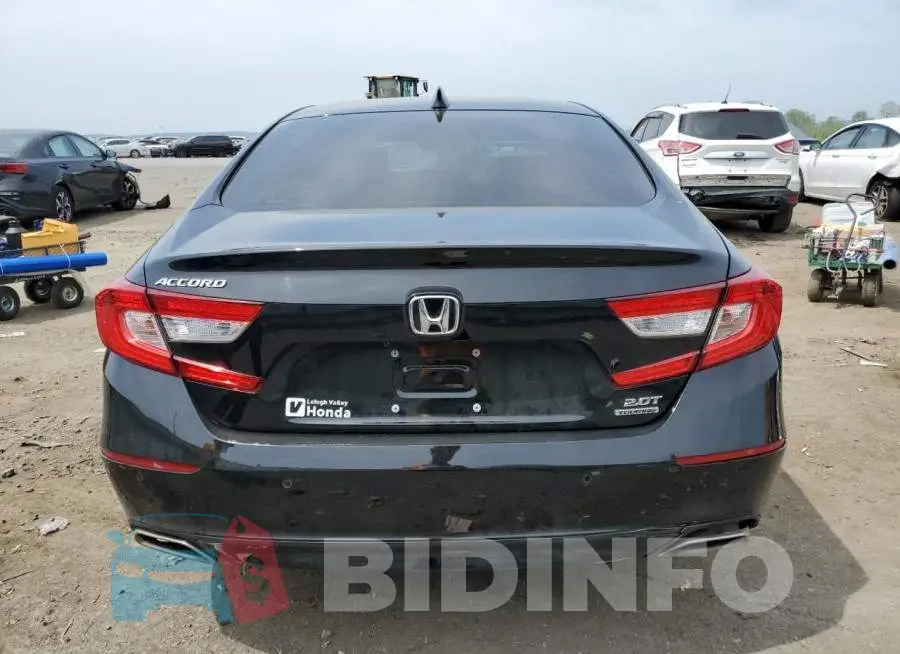 1HGCV2F92MA008070 Photo# 6