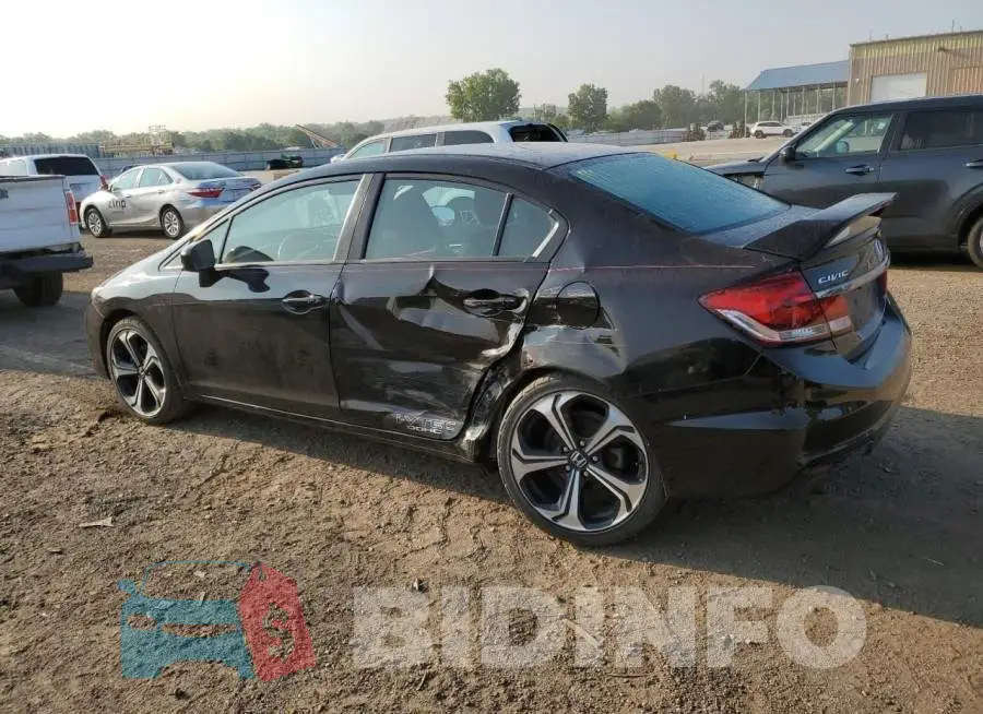 2HGFB6E55EH702606 Photo# 2