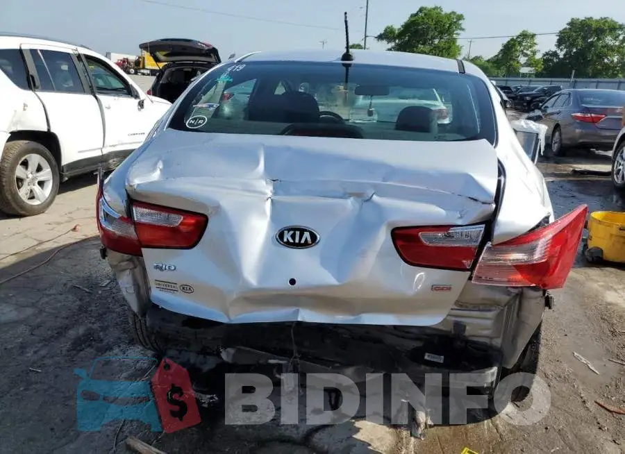 KNADM4A33G6640570 Photo# 6