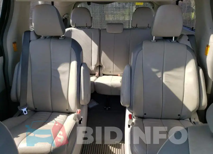 5TDDK3DCXES079117 Photo# 10