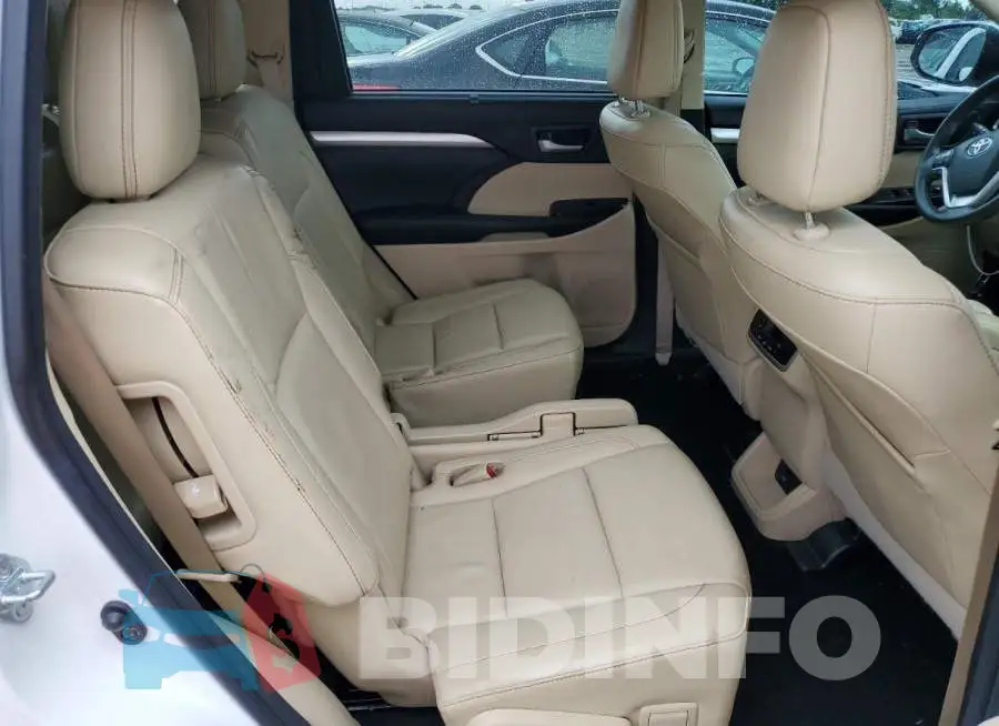 5TDJKRFH4GS307677 Photo# 11