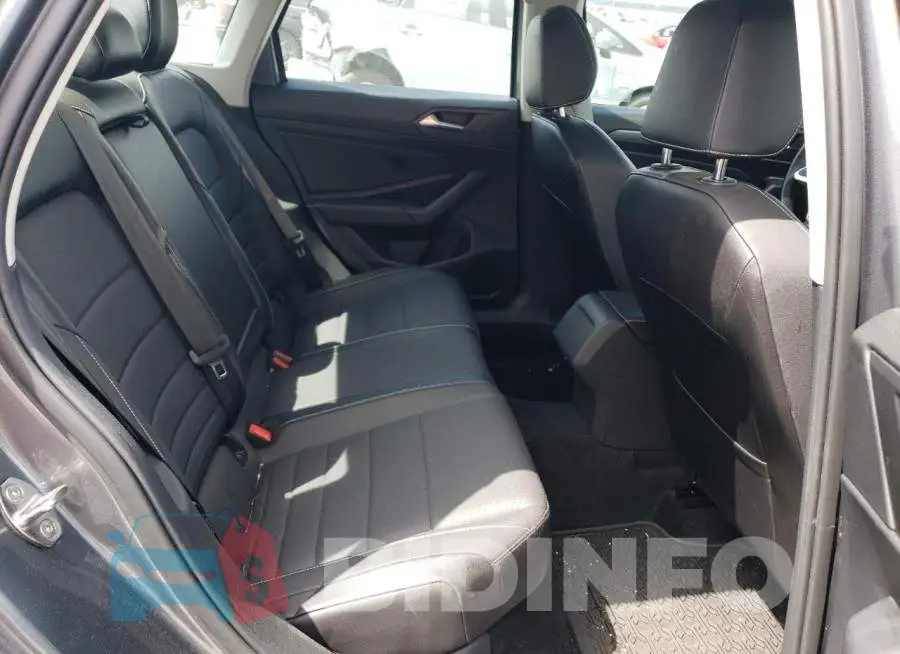 3VW7M7BU6NM013557 Photo# 10
