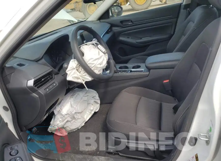 1N4BL4BV2PN325879 Photo# 7
