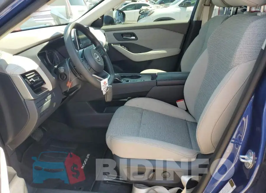 5N1BT3BA9PC692514 Photo# 7