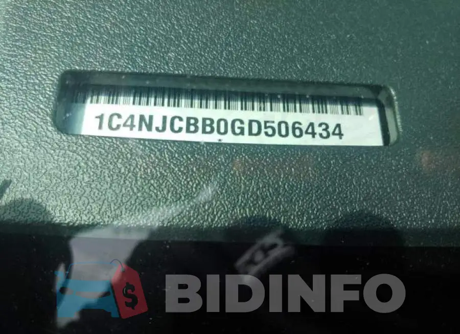1C4NJCBB0GD506434 Photo# 10