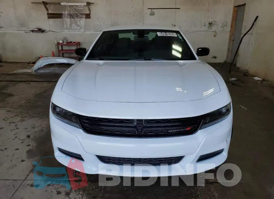 2C3CDXBG2PH564098 Photo# 5