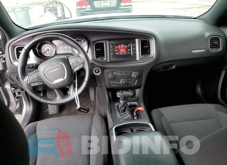 2C3CDXBG3GH150232 Photo# 8