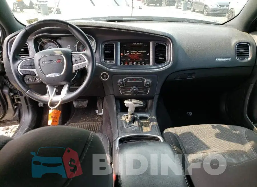 2C3CDXJG1GH273061 Photo# 8